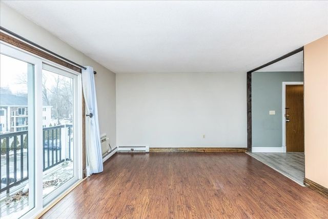 3 Chapel Hill Drive 10, Plymouth, MA 02360