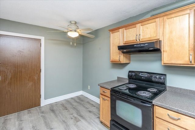 3 Chapel Hill Drive 10, Plymouth, MA 02360