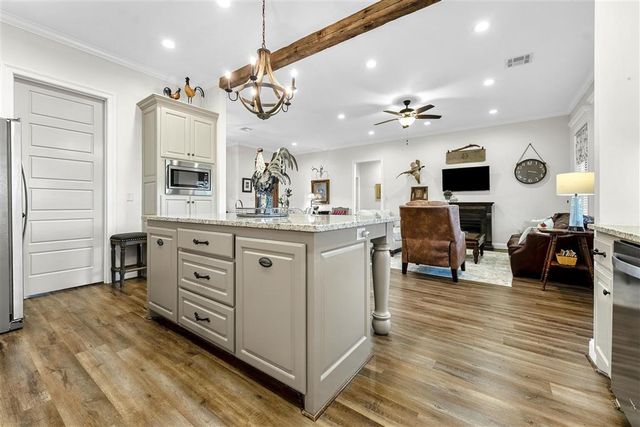 279 Marcantel Road, Dequincy, LA 70633
