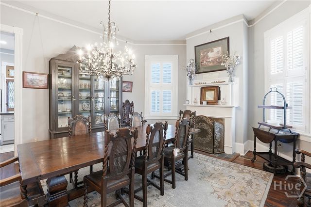 214 W Waldburg Street, Savannah, GA 31401