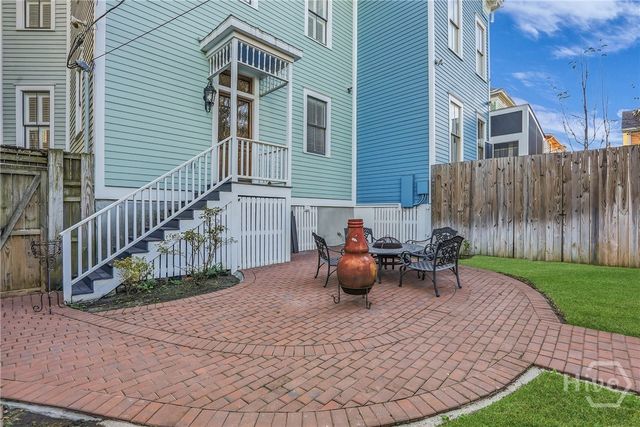 214 W Waldburg Street, Savannah, GA 31401