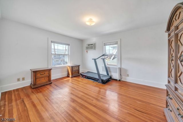 865 Livingston Rd, Elizabeth City, NJ 07208