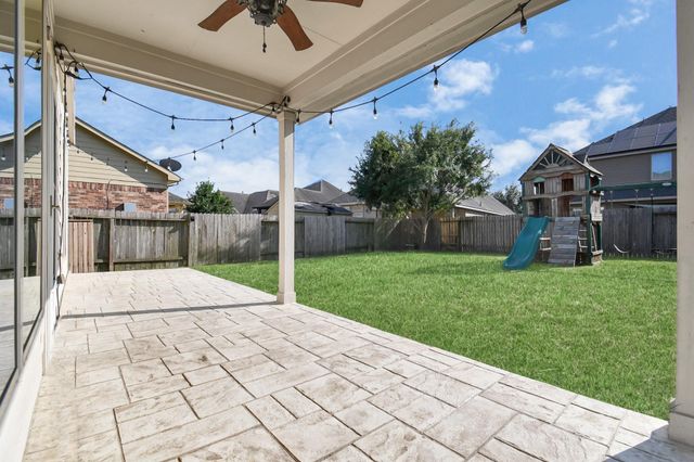 8139 Heartbrook Field Lane, Cypress, TX 77433