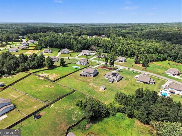 716 Genesee Point, Newnan, GA 30263