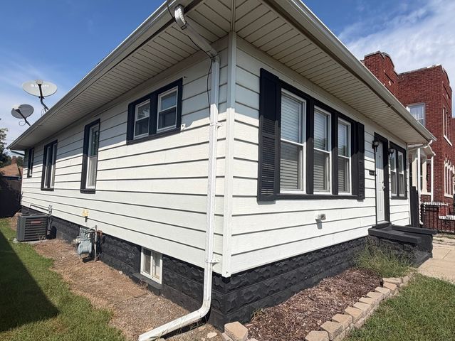 507 Grant Avenue, Joliet, IL 60433