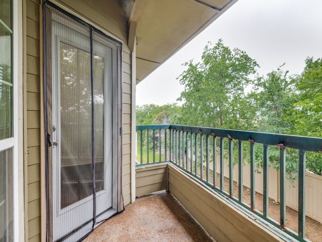 4113 Esters Road 605, Irving, TX 75038