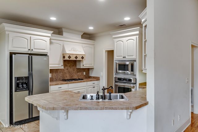537 Turtle Lane, Brandon, MS 39047