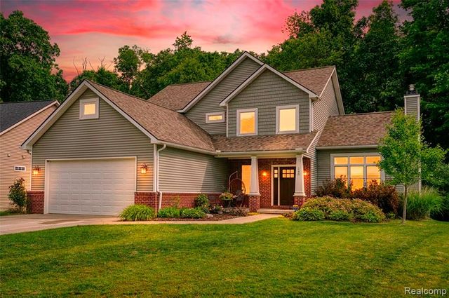 140 Skyline Drive, Howell, MI 48843