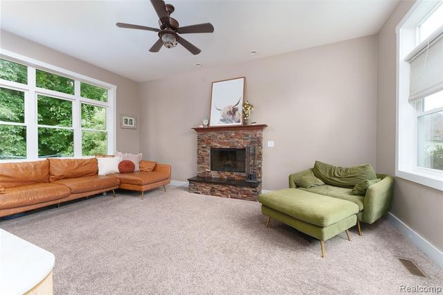 140 Skyline Drive, Howell, MI 48843