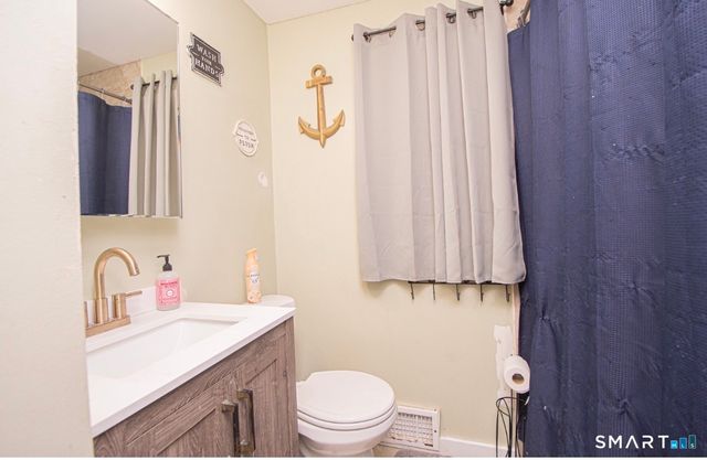 200 Hartland Street, Hartford, CT 06112