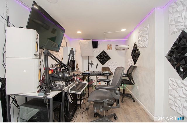 200 Hartland Street, Hartford, CT 06112