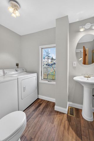 840 W Jefferson Street, Stoughton, WI 53589