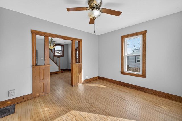 840 W Jefferson Street, Stoughton, WI 53589