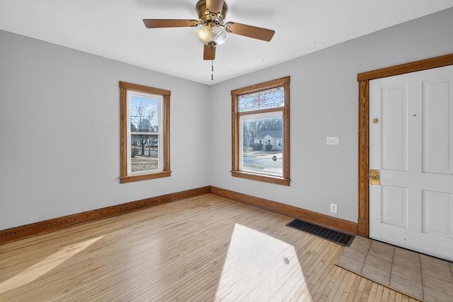 840 W Jefferson Street, Stoughton, WI 53589