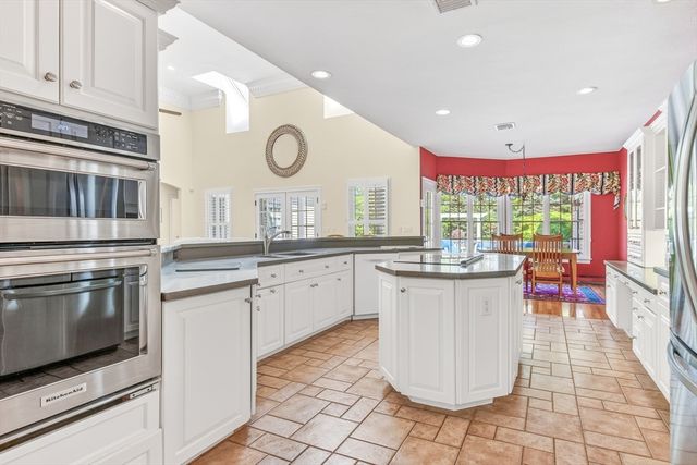 382 Falmouth Woods Rd, Falmouth, MA 02536
