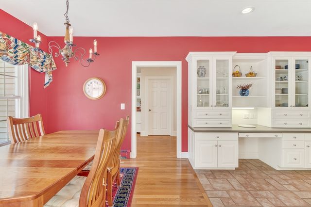 382 Falmouth Woods Rd, Falmouth, MA 02536