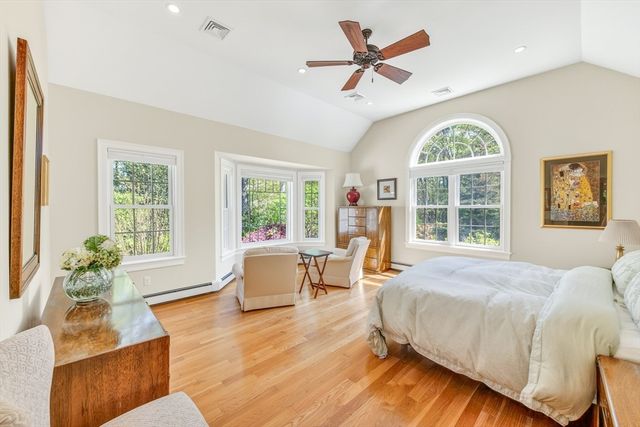 382 Falmouth Woods Rd, Falmouth, MA 02536