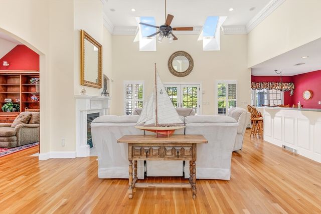 382 Falmouth Woods Rd, Falmouth, MA 02536