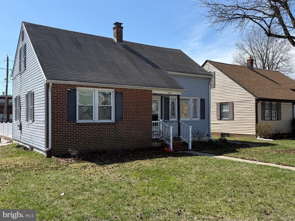 1302 SYCAMORE AVE, Wilmington, DE 19805