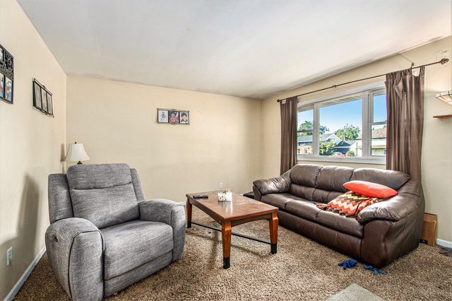 9343 Saric Drive, Highland, IN 46322
