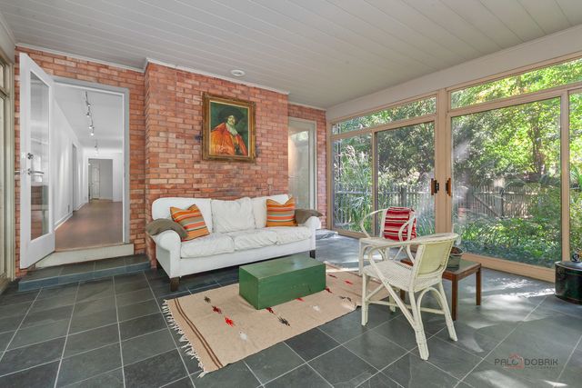 1175 Edgewood Road, Lake Forest, IL 60045