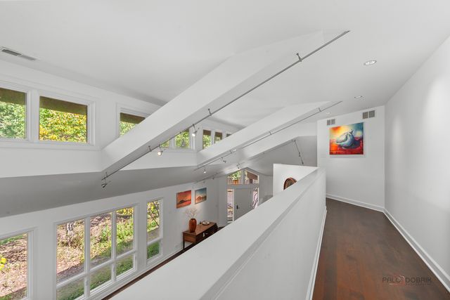 1175 Edgewood Road, Lake Forest, IL 60045