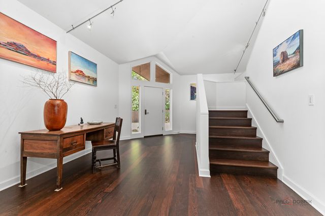 1175 Edgewood Road, Lake Forest, IL 60045