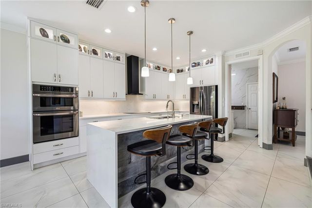 21040 Torre Del Lago ST, Estero, FL 33928