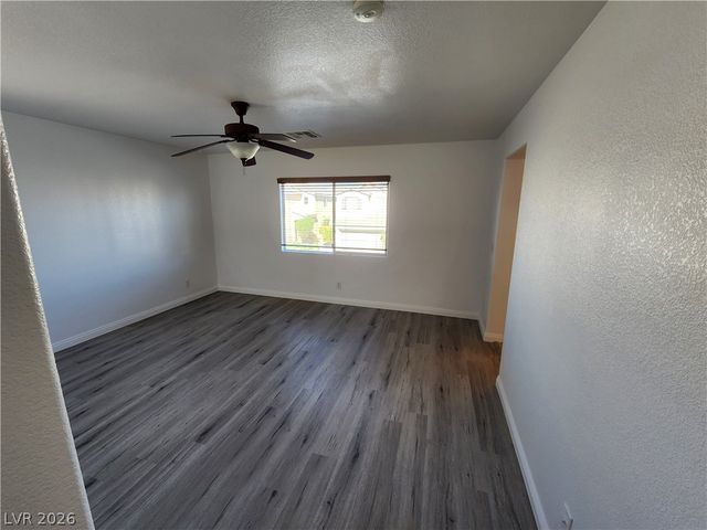 9106 Sheffield Garden Avenue, Las Vegas, NV 89148