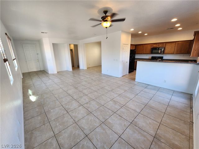 9106 Sheffield Garden Avenue, Las Vegas, NV 89148