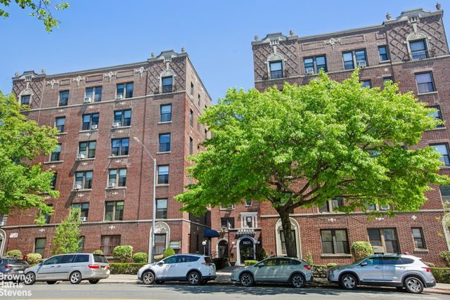 7401 4TH Avenue B7, New York City, NY 11209