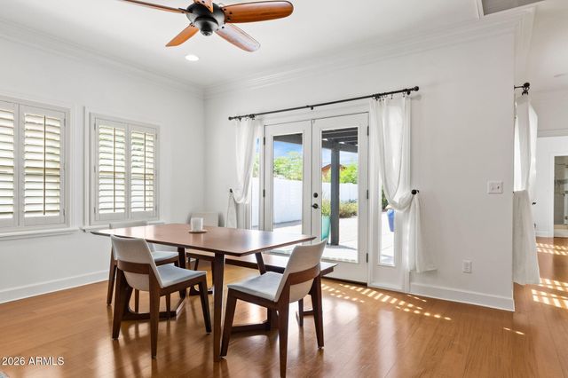 1501 E EARLL Drive, Phoenix, AZ 85014