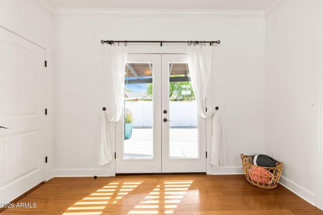 1501 E EARLL Drive, Phoenix, AZ 85014