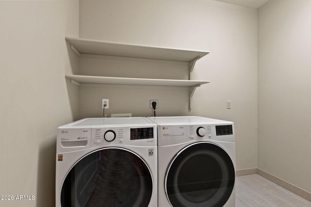 1501 E EARLL Drive, Phoenix, AZ 85014