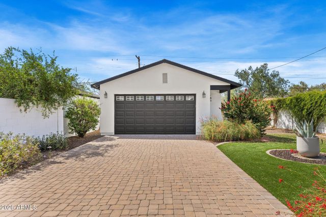 1501 E EARLL Drive, Phoenix, AZ 85014