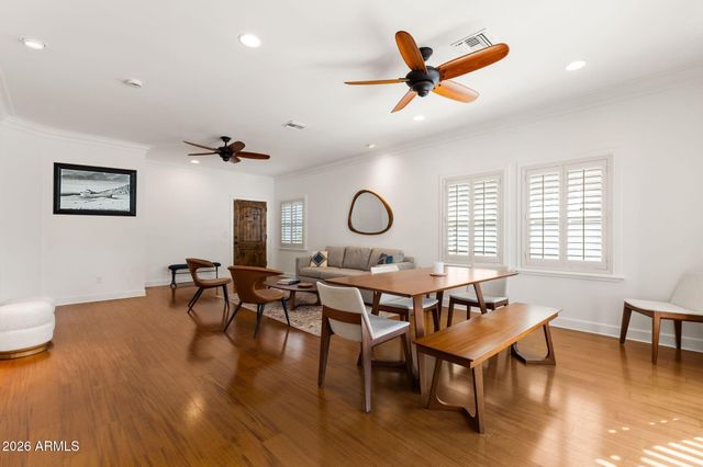 1501 E EARLL Drive, Phoenix, AZ 85014