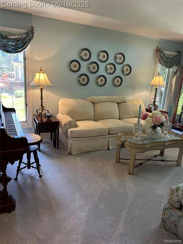 3486 Shakespeare Drive, Troy, MI 48084
