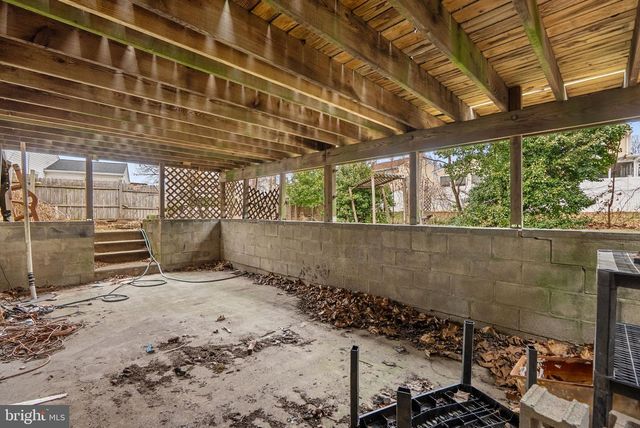 15 RUSSET CT, Baltimore, MD 21221