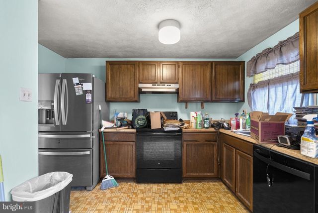 15 RUSSET CT, Baltimore, MD 21221