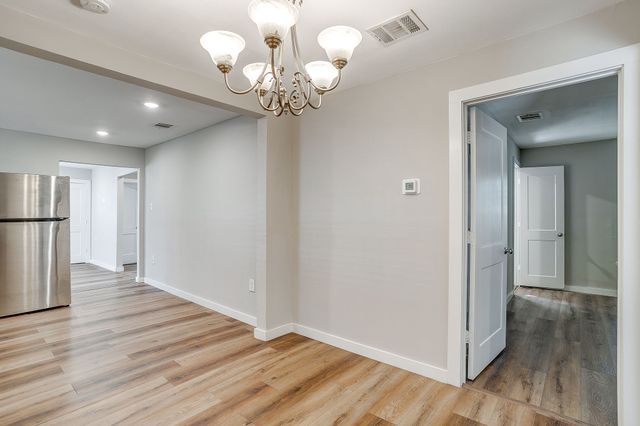 1212 Campbelton Street, Bellmead, TX 76705