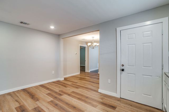 1212 Campbelton Street, Bellmead, TX 76705