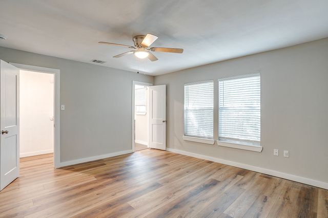 1212 Campbelton Street, Bellmead, TX 76705