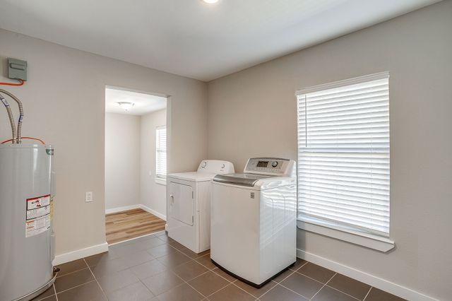 1212 Campbelton Street, Bellmead, TX 76705