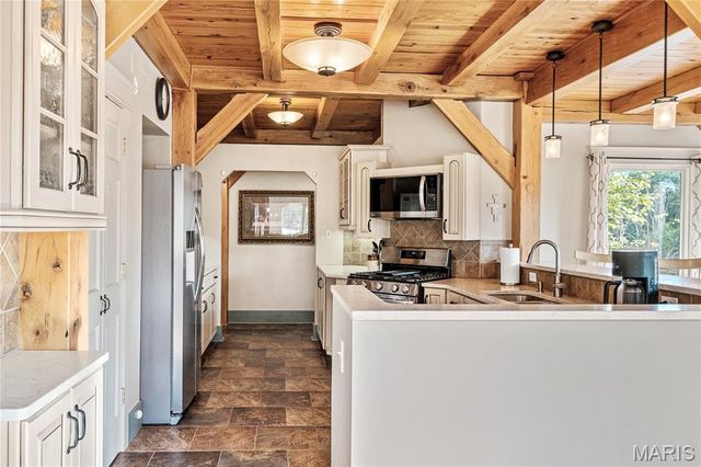 507 Leach Branch Road, Hermann, MO 65041