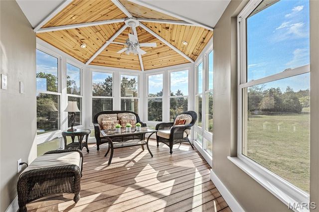 507 Leach Branch Road, Hermann, MO 65041