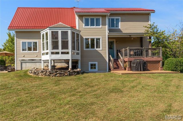 507 Leach Branch Road, Hermann, MO 65041