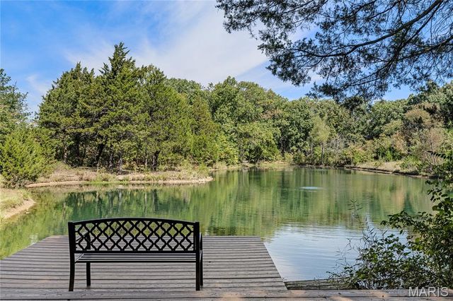 507 Leach Branch Road, Hermann, MO 65041