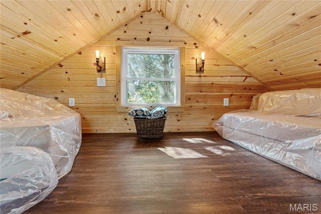 507 Leach Branch Road, Hermann, MO 65041