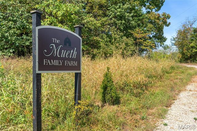 507 Leach Branch Road, Hermann, MO 65041