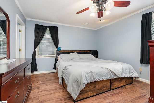 7 Edgewood Street, Liberty, SC 29657